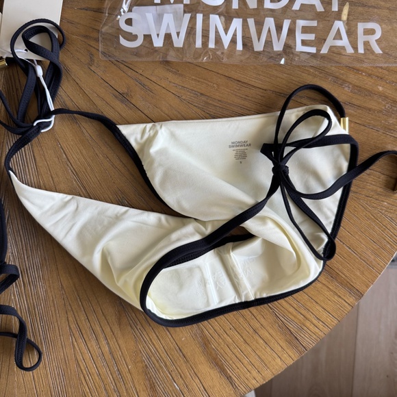 BRAND NEW- Monday Swimwear Matching Bikini Set - Picture 3 of 6